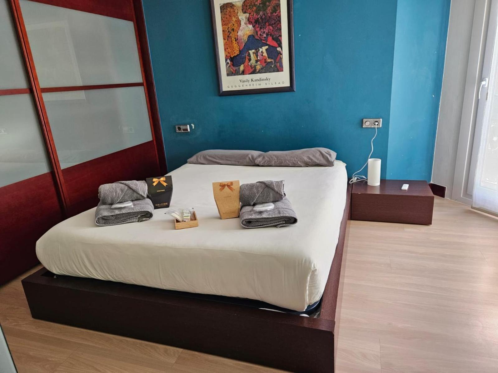 Acogedor Apartamento Girona Centro Apartman Kültér fotó